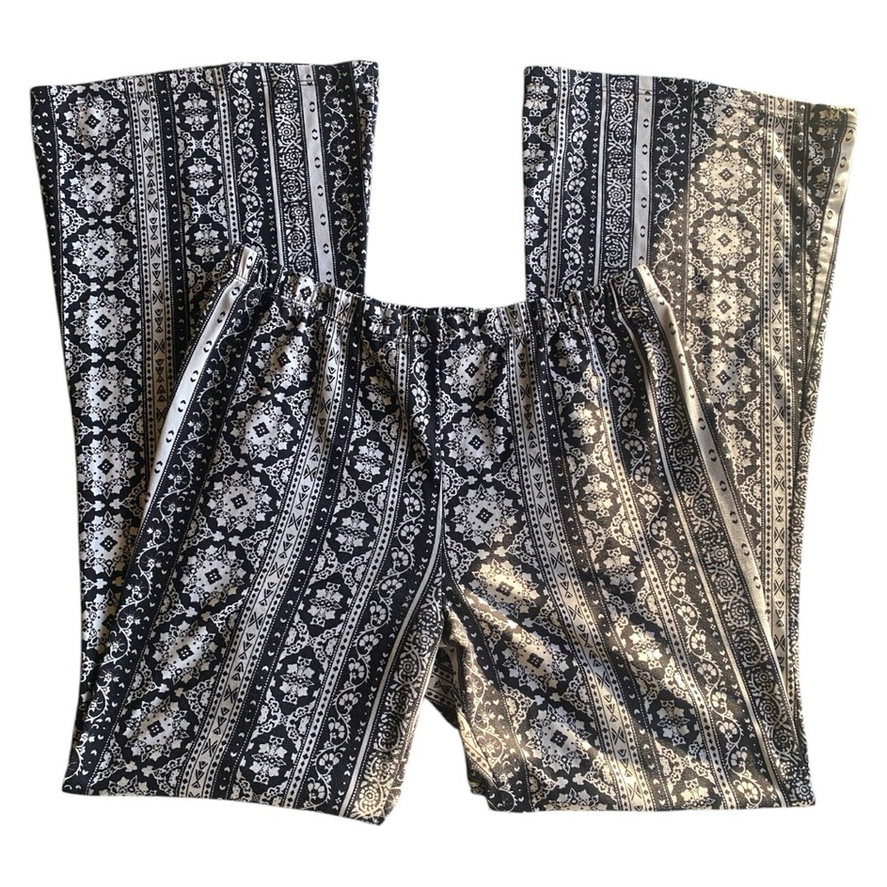 Love Tree Women's Boho Black and White Flare Pants (M)